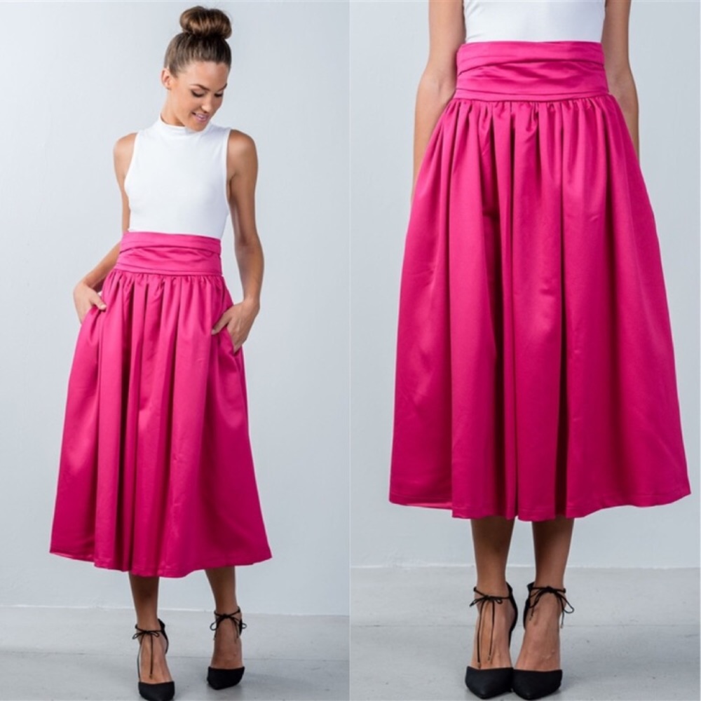 🎉HP🎉Fabulous Fuchsia Midi Skirt